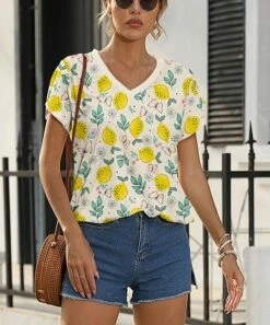 Budget π― Pink Daisy White & Yellow Lemon V-Neck Tee - Plus β¨