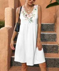 Flash Sale π― Pink Daisy White & Pink Floral Sleeveless V-Neck π Dress - π© Women π€©