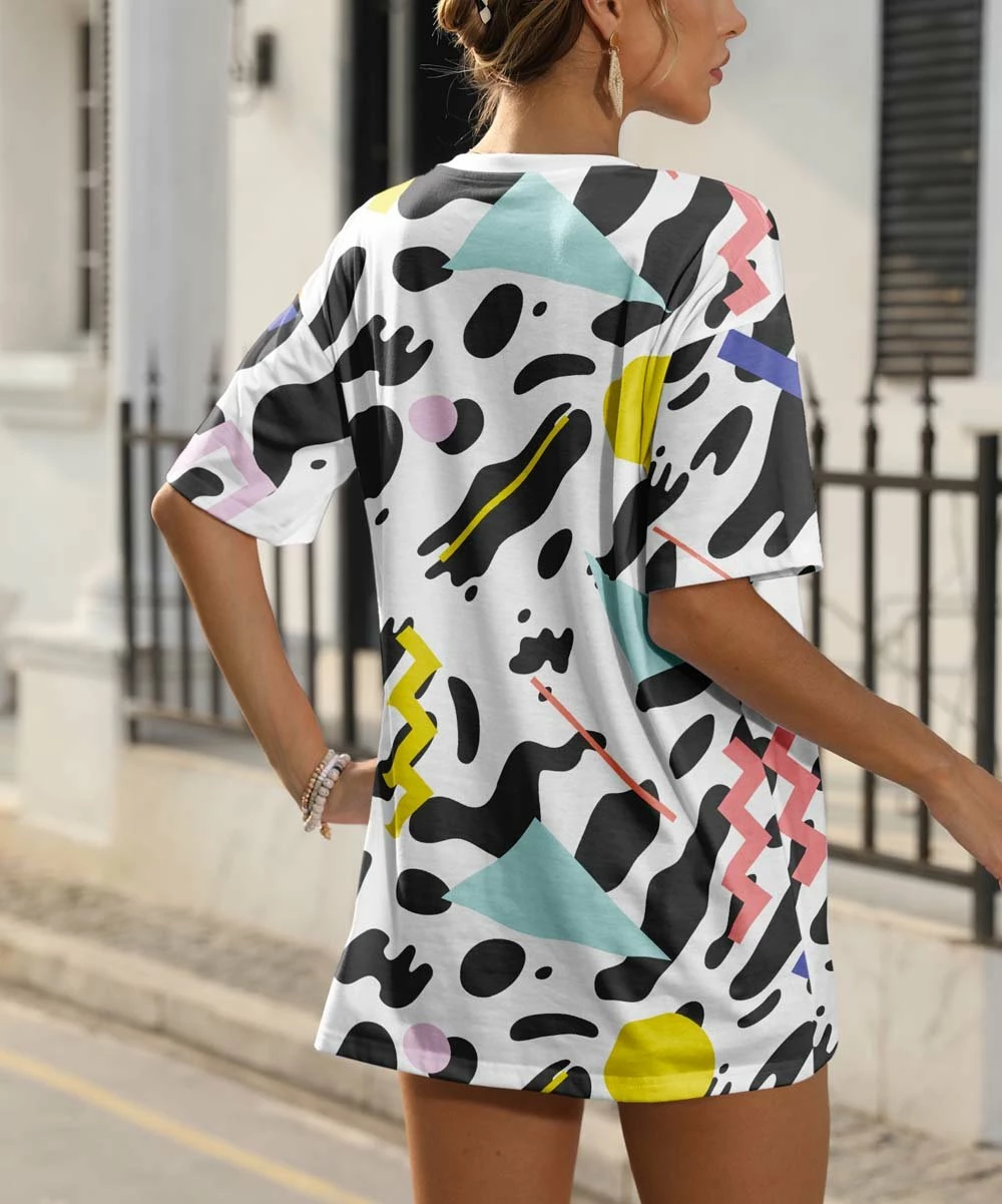 Cheapest π Pink Daisy White & Black Brushstroke Shape Crewneck Tee - π© Women & Plus π₯ - Image 2