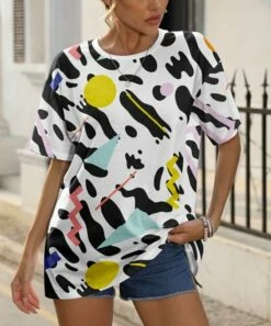 Cheapest 👏 Pink Daisy White & Black Brushstroke Shape Crewneck Tee - 👩 Women & Plus 🔥