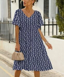 Promo 𧨠Pink Daisy Navy Floral Tiered V-Neck A-Line π Dress - π© Women π―