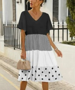 Discount π Pink Daisy Black & White Color Block Tiered Bell-Sleeve V-Neck π Dress - π© Women & Plus π€©