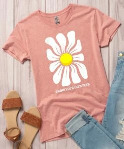 Cheap 🛒 Instant Message 👩 Women's Desert Pink 'Grow Your Own Way' Daisy Graphic Tee - 👩 Women ❤️