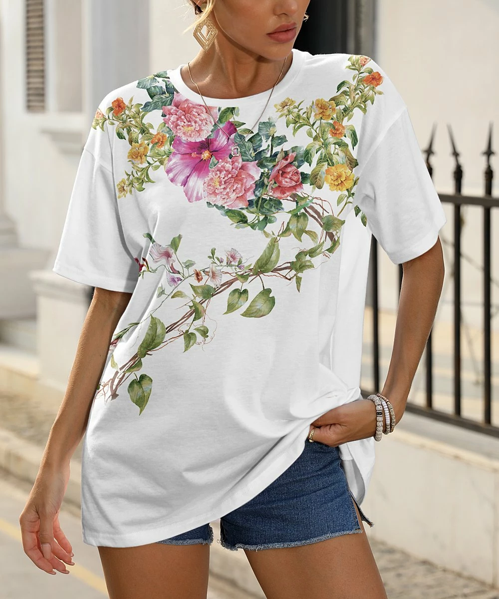 Flash Sale π Pink Daisy White & Pink Floral Crewneck Tee - π© Women β