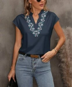 Discount 😀 Pink Daisy Navy Floral Notch Neck Top - Plus 👏