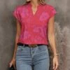 Wholesale 🔔 Pink Daisy Fuchsia & Purple Abstract Cap-Sleeve Notch Neck Top - 👩 Women 🛒