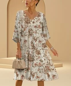 Brand new 🎁 Pink Daisy Cream & Brown Floral Tiered A-Line 👗 Dress - 👩 Women ✨