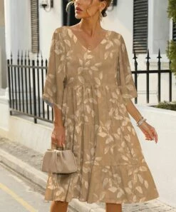 Discount 😉 Pink Daisy Beige & Cream Floral V-Neck Tiered Shift 👗 Dress - Plus 🎉